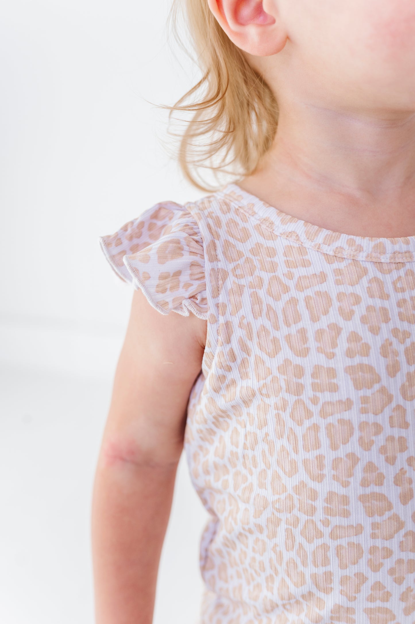 Cheetah Flutter Sleeve Setie